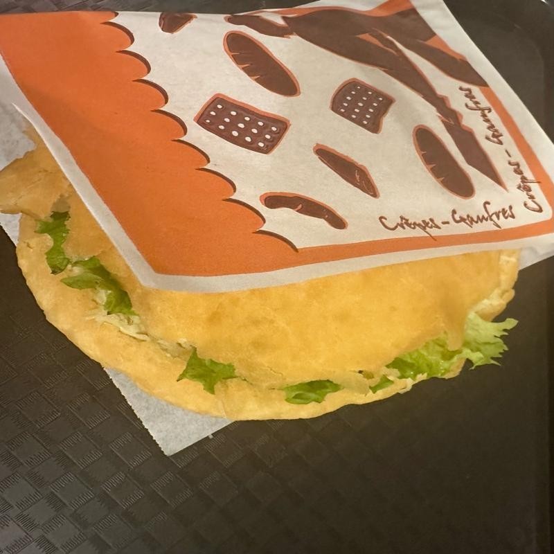 Bokit  Saucisses -fromage